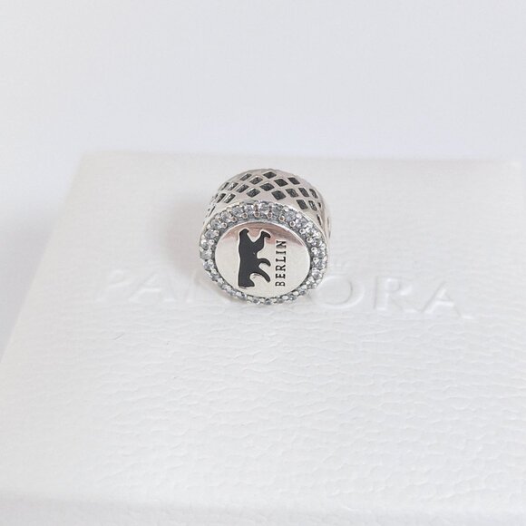 Pandora Berlin Bear Travel Vacation Charm Bead S925 Silver with box - Picture 6 of 7